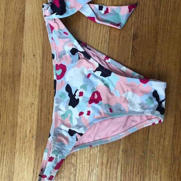 Heidi Klein Koh Samui Halter Push Up Bikini small - Picture 9 of 16